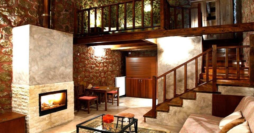Paliokastro Guesthouse Kato Sinikia Trikalon Ngoại thất bức ảnh